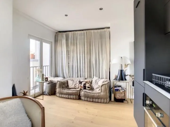 Apartment Appartement Design Proche Tour Eiffel Avec Balcon Paris